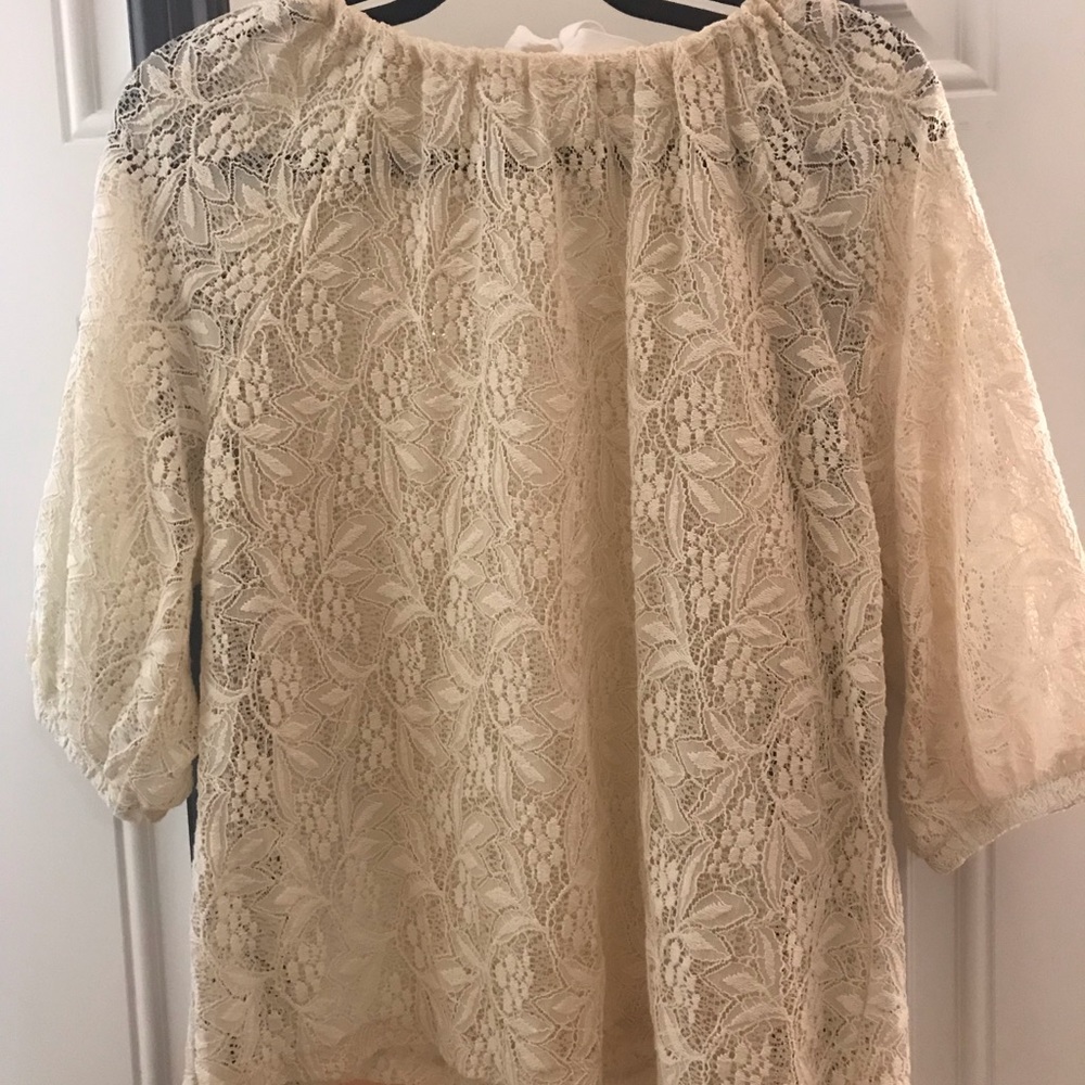 Nordstrom Hinge brand cream lace tie back shirt